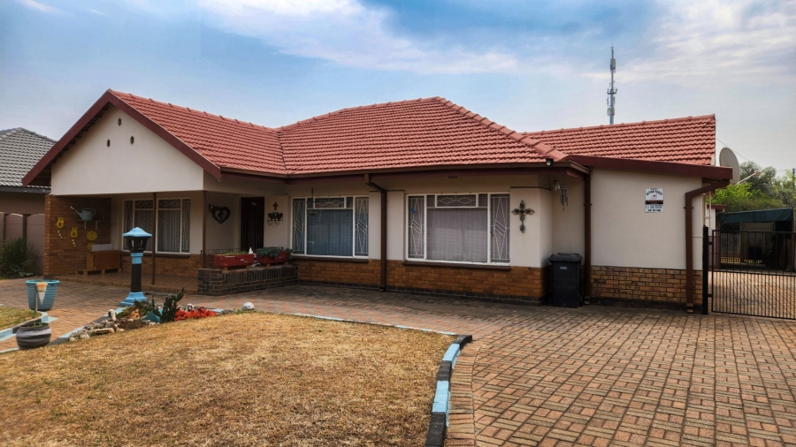 3 Bedroom Property for Sale in Stilfontein Ext 4 North West